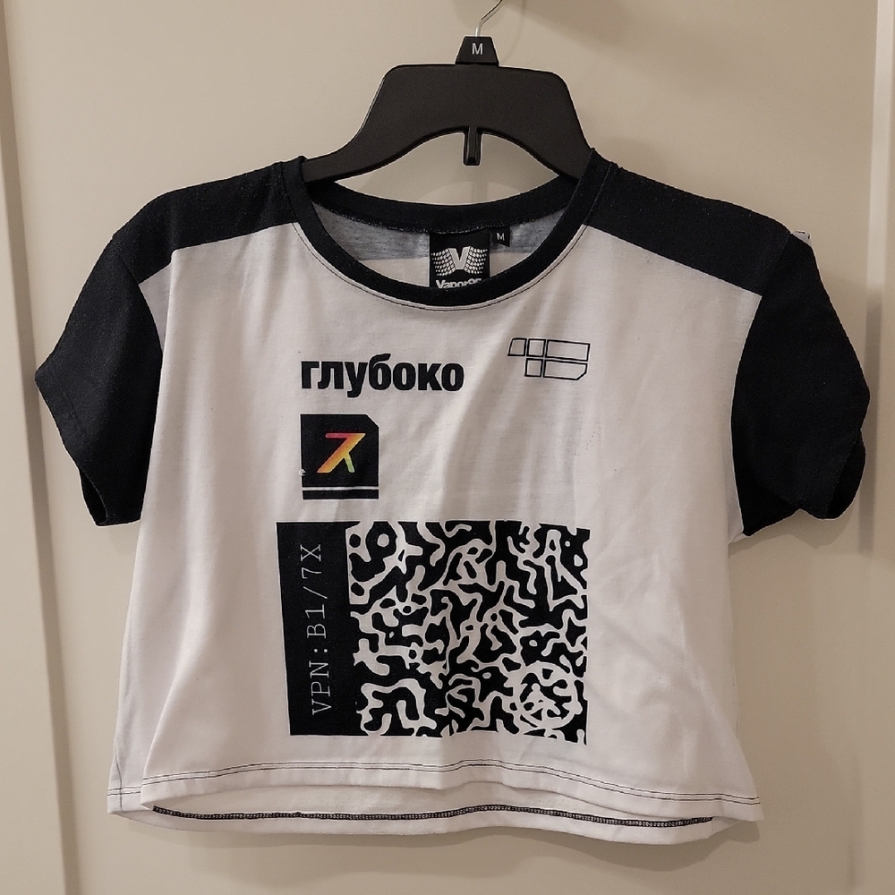 Vaporwave 90s-core Crop Top